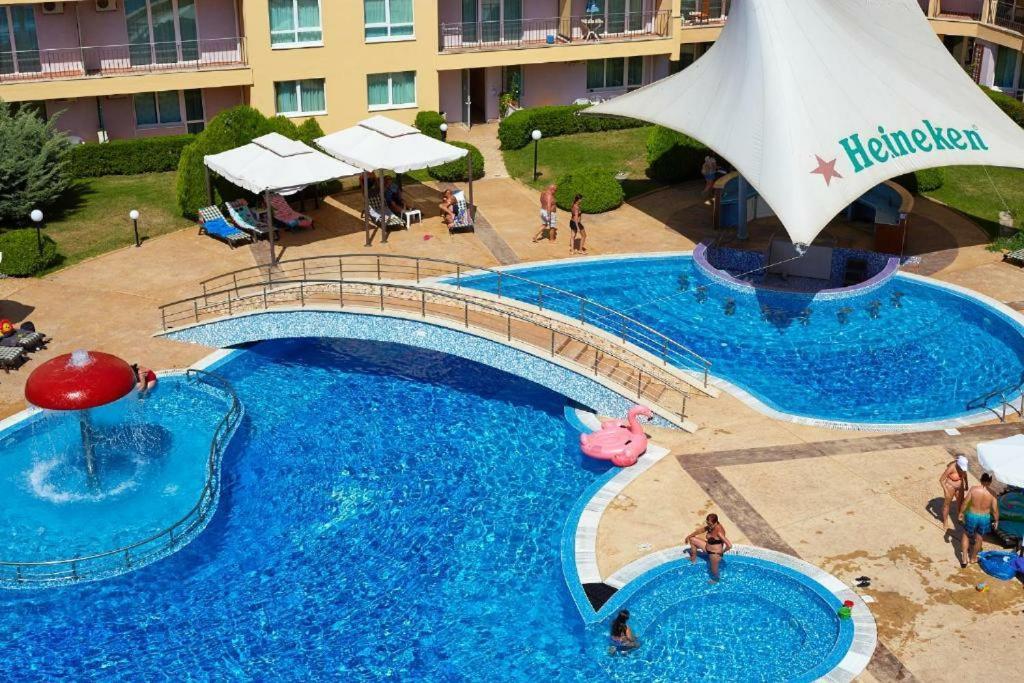 Pollo Resort, Summer Wind Apartaments サニービーチ エクステリア 写真